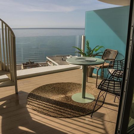 フエンヒロラPanoramic Seaview Penthouse The Waveアパートメント エクステリア 写真