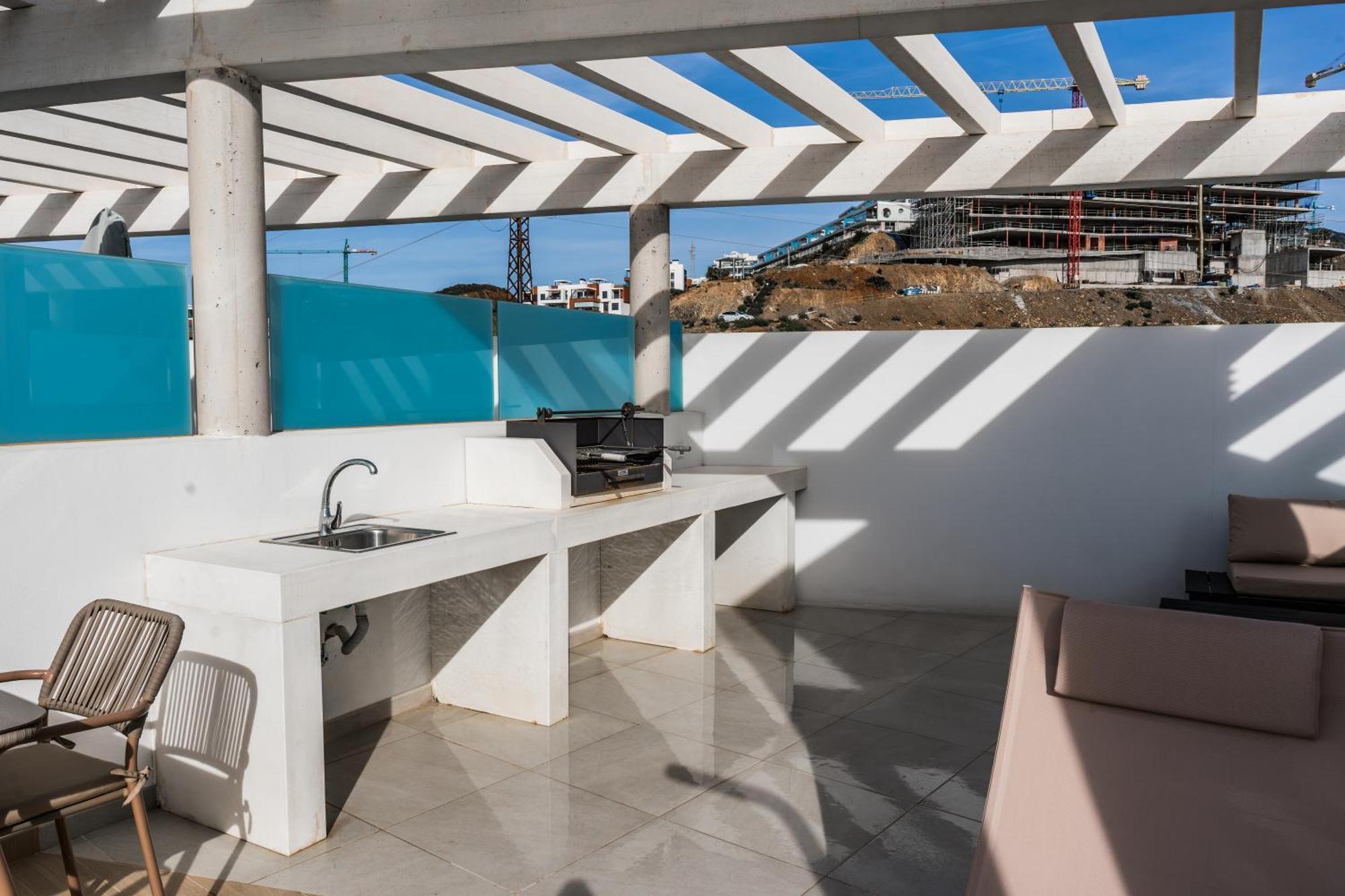 フエンヒロラPanoramic Seaview Penthouse The Waveアパートメント エクステリア 写真
