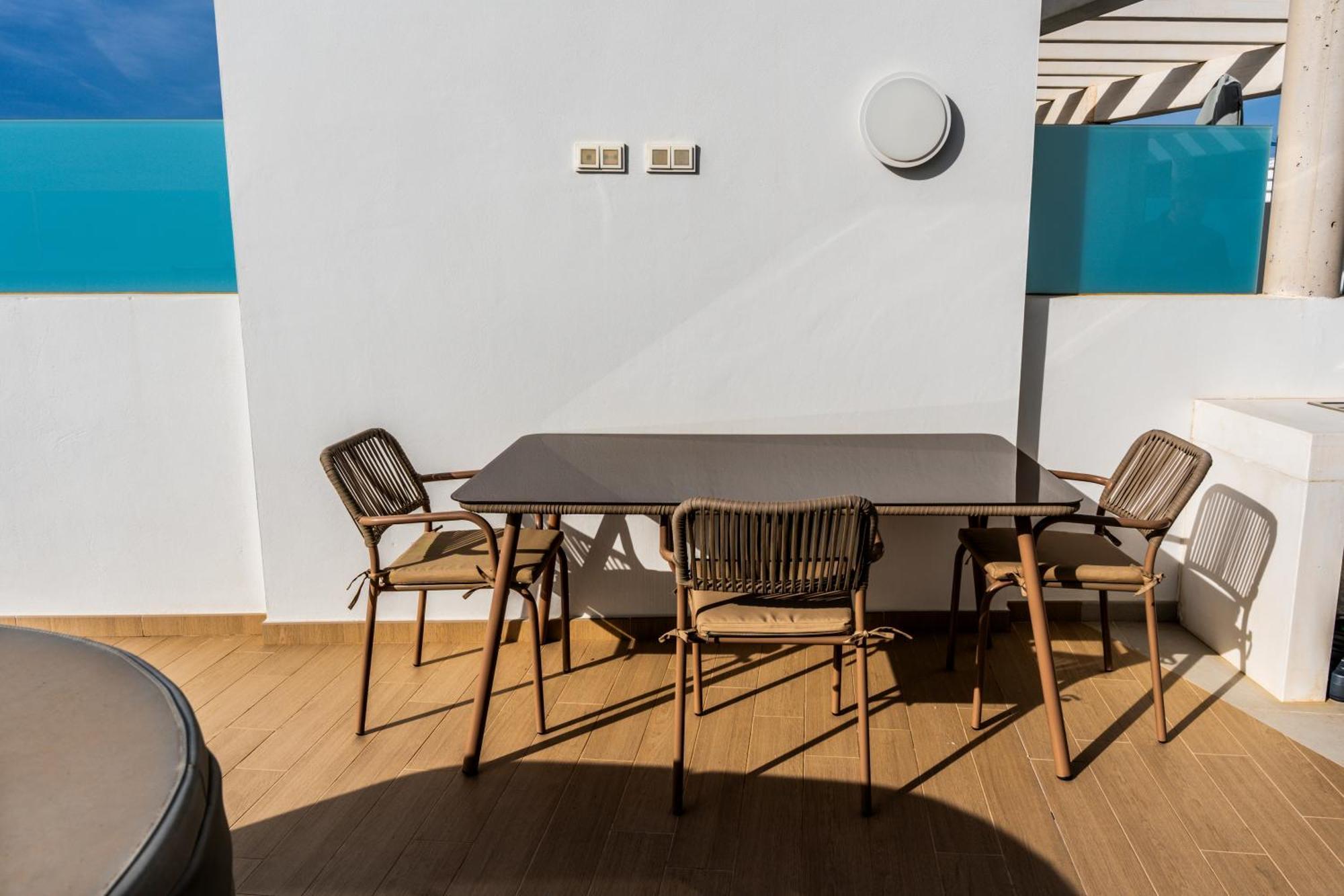フエンヒロラPanoramic Seaview Penthouse The Waveアパートメント エクステリア 写真